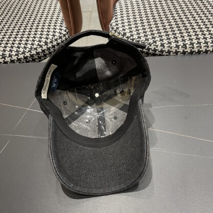 Dior triangle logo simple baseball cap - Image 10