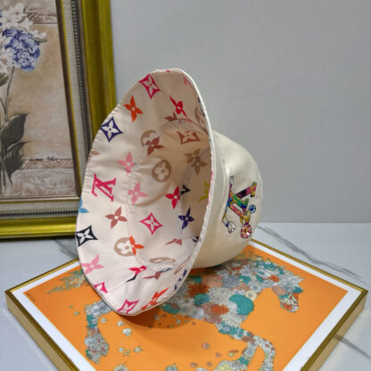 Louis Vuitton double-sided bucket hat - Image 9