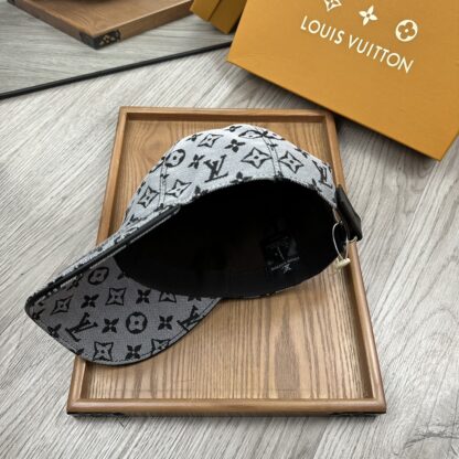Louis Vuitton jacquard baseball cap - Image 9