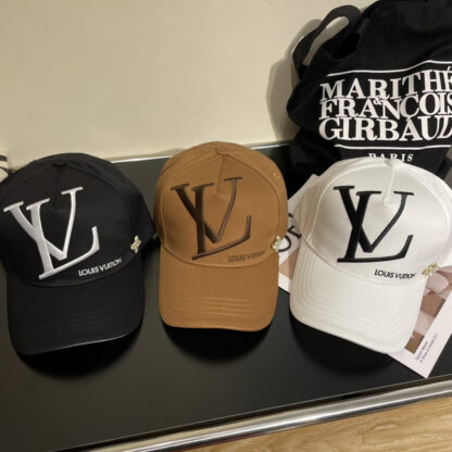 Louis Vuitton new baseball cap - Image 8