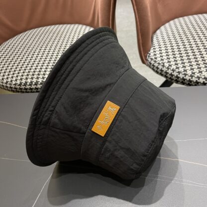 Louis Vuitton spring and summer all-match leisure sunshade sun basin - Image 8