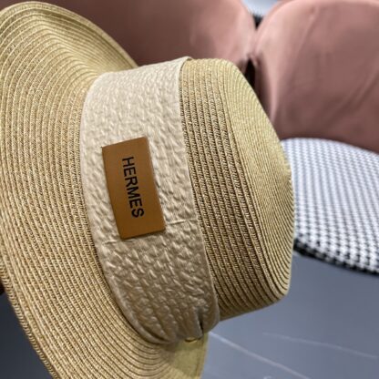 Hermès new flat straw hat - Image 9