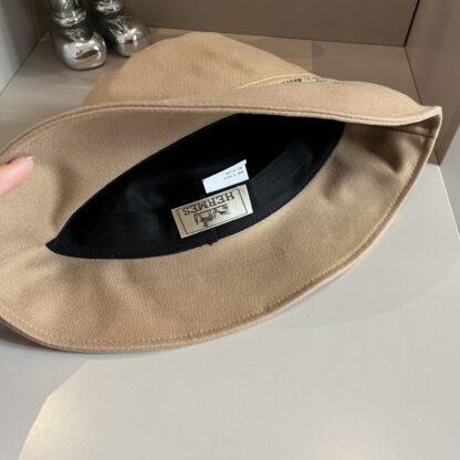 Hermes chain bucket hat - Image 9