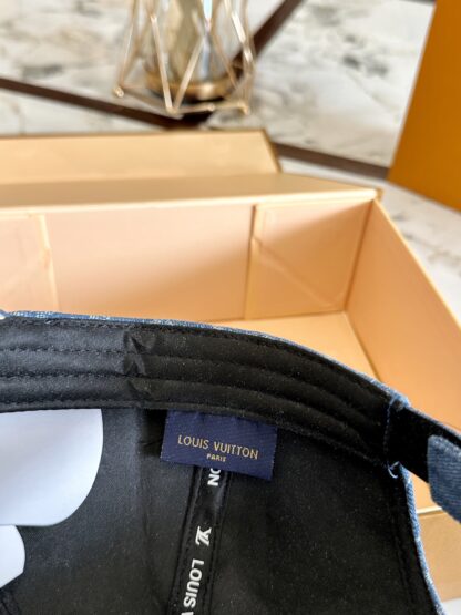 Louis Vuitton cap popular women's hat - Image 9