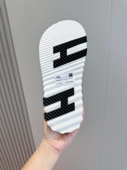 Hermès white and black men's cross-over ultra-light and comfortable slippers - Image 9