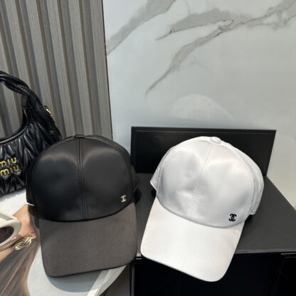Chanel Classic Casual Baseball Cap - Image 10