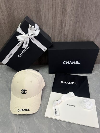 Chanel Classic Casual Baseball Cap - Image 9
