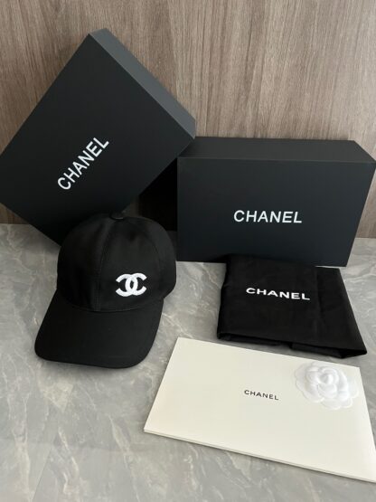 Chanel Classic Casual Baseball Cap - Image 9