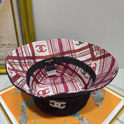 Chanel Pearl Bucket Hat - Image 9