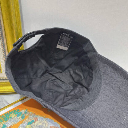 Chanel sequined baseball cap - Image 9