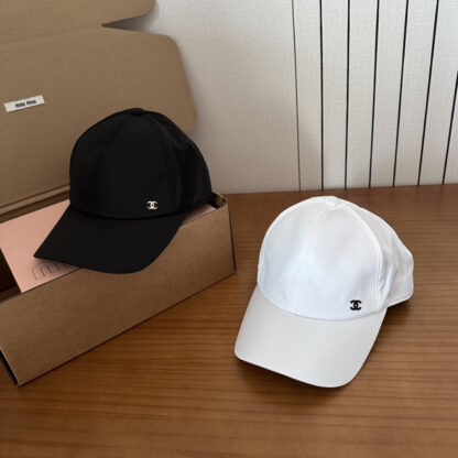 Chanel Classic Casual Baseball Cap - Image 9