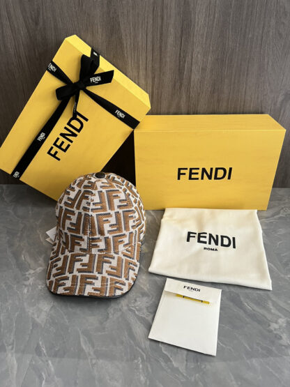 Fendi classic baseball cap - Image 10