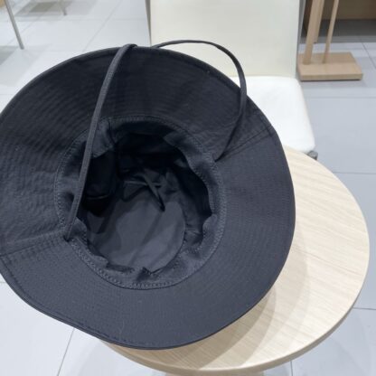 Fendi outdoor travel sun hat - Image 10