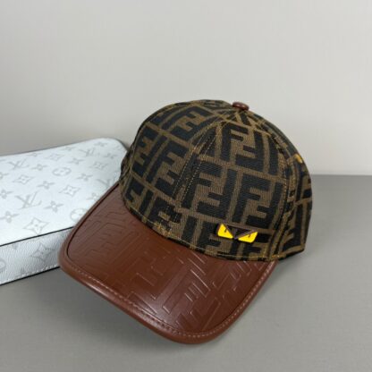 Fendi classic monogram trendy baseball cap - Image 10