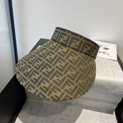 Fendi hollow peaked cap sun hat - Image 10