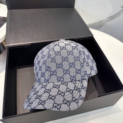 Gucci baseball cap - Image 9