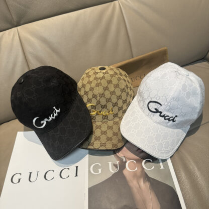 Gucci embroidered baseball cap - Image 9