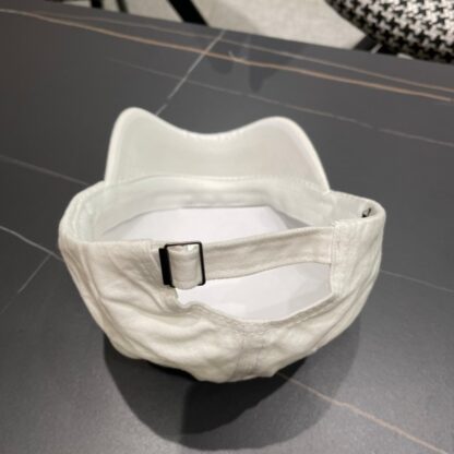 Fendi stylish breathable versatile baseball cap - Image 10