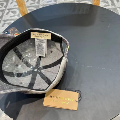Burberry gradient denim baseball cap - Image 10