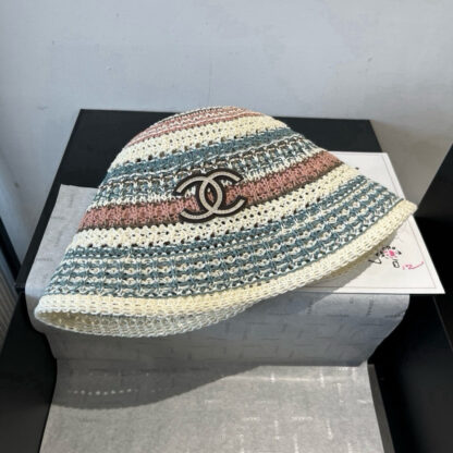 Chanel knitted bucket hat - Image 9