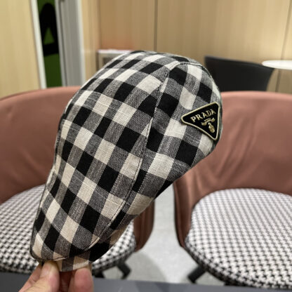 Prada retro face-enhancing small beret - Image 6