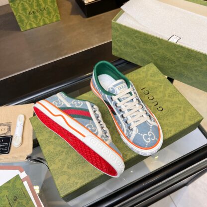 Gucci early spring casual sneakers - Image 9