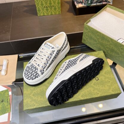 Gucci early spring casual sneakers - Image 8