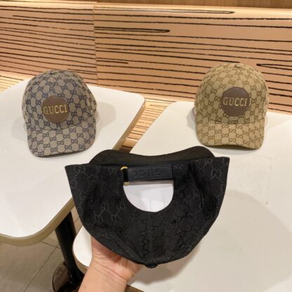 Gucci Unisex Baseball Cap - Image 9