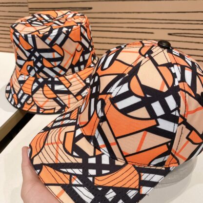 Burberry Classic Casual Fashion Bucket Hat - Image 10