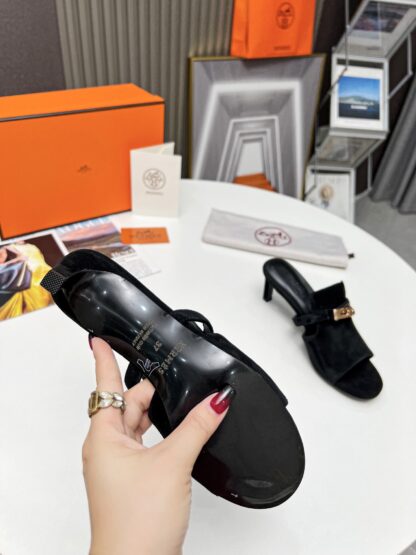 Hermès new handmade black suede stiletto sandals - Image 7