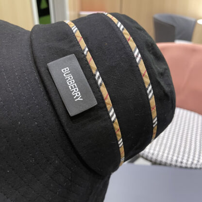 Burberry stylish simple casual bucket hat - Image 10