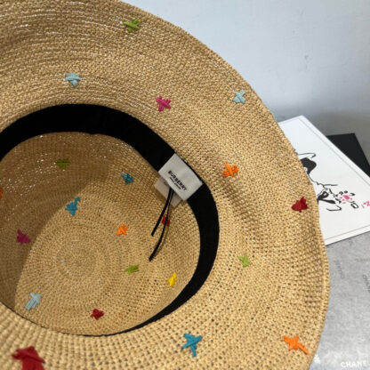 Burberry Stylish Raffia Hat - Image 10