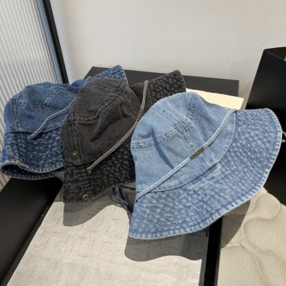 Burberry New Denim Bucket Hat - Image 10