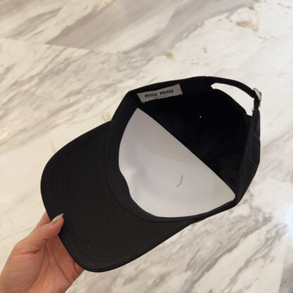Miu Miu simple embroidered baseball cap - Image 10