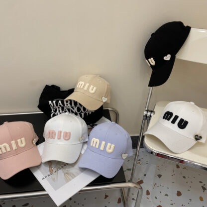 Miu Miu simple embroidered baseball cap - Image 10