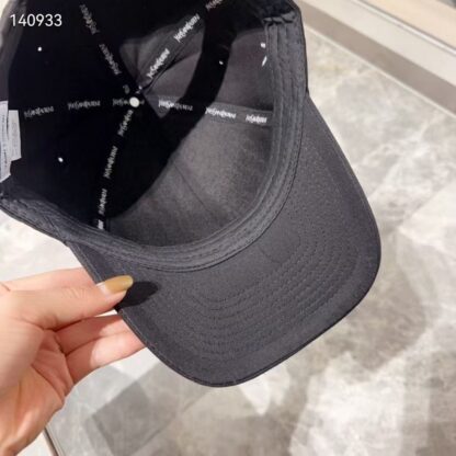 Yves Saint Laurent Korean style new British style baseball cap - Image 9