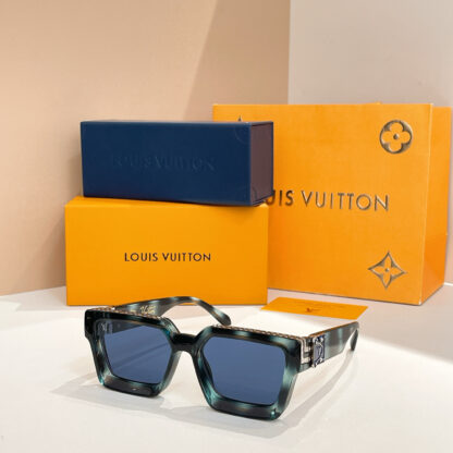LOUIS VUITTON Fashion Sunglasses - Image 10