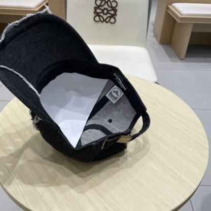 Saint Laurent simple casual baseball cap - Image 9
