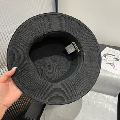 Miu Miu exquisite flat top hat - Image 10
