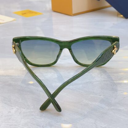 LOUIS VUITTON Fashion Sunglasses - Image 10