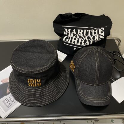 Miu Miu 3D embroidered bucket hat - Image 10