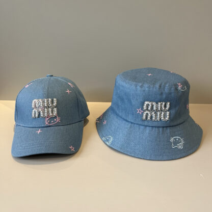 Miu Miu stylish baseball cap - Image 10