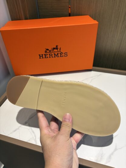 Hermès men's versatile, comfortable, non-slip dark brown casual slippers - Image 9