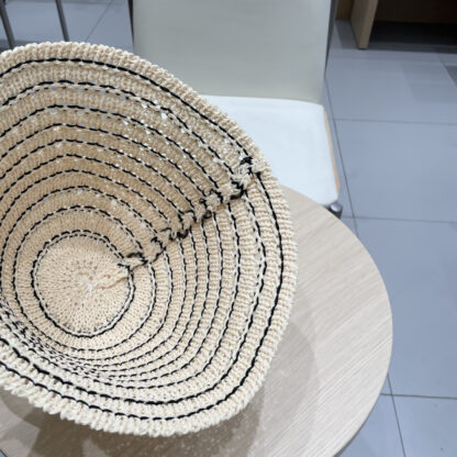Prada knitted hollow bucket hat - Image 9