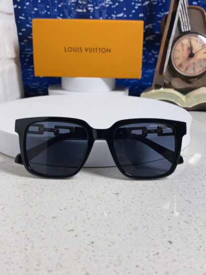 LOUIS VUITTON Fashion Sunglasses - Image 10