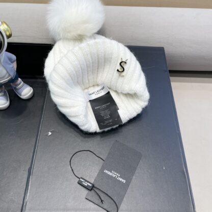 Yves Saint Laurent wool-blend knitted hat - Image 9