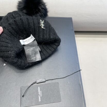 Yves Saint Laurent wool-blend knitted hat - Image 9
