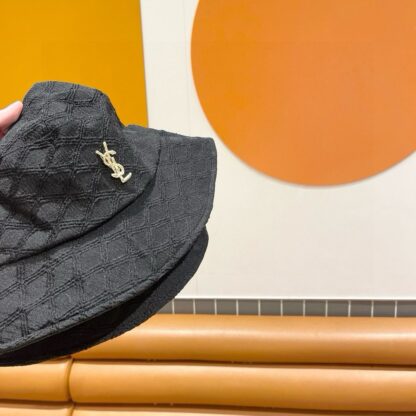 Saint Laurent's new simple bucket hat for early spring - Image 9