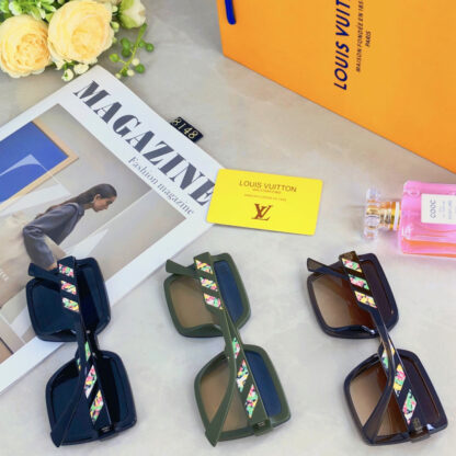 LOUIS VUITTON Fashion Sunglasses - Image 10