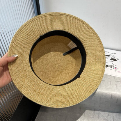 Prada's new ethnic style straw hat - Image 9
